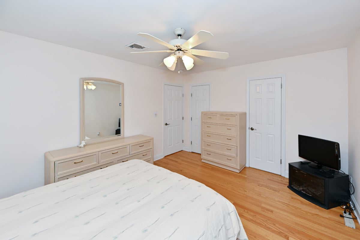 23 Spruce Pl