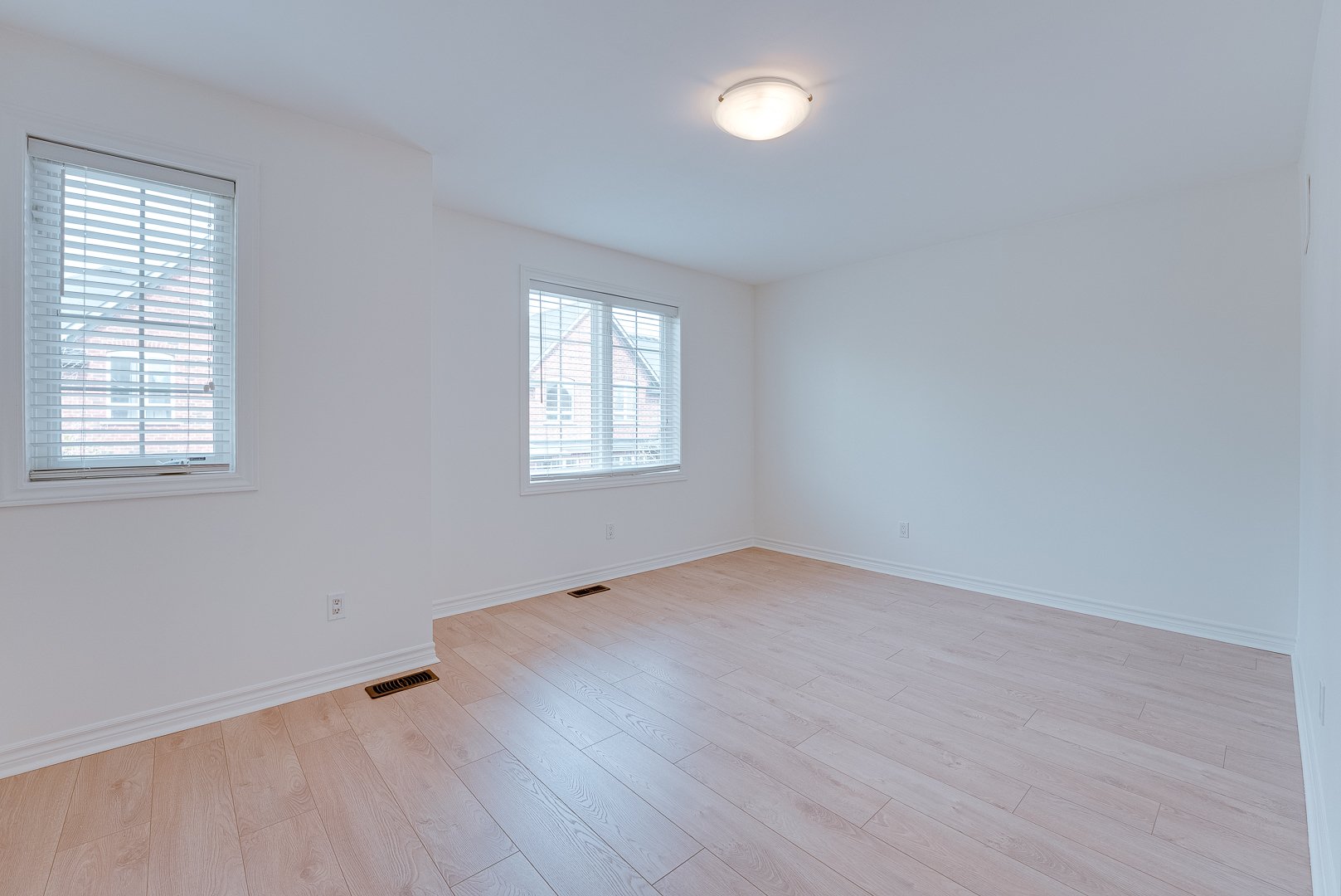 2360 Treversh Common