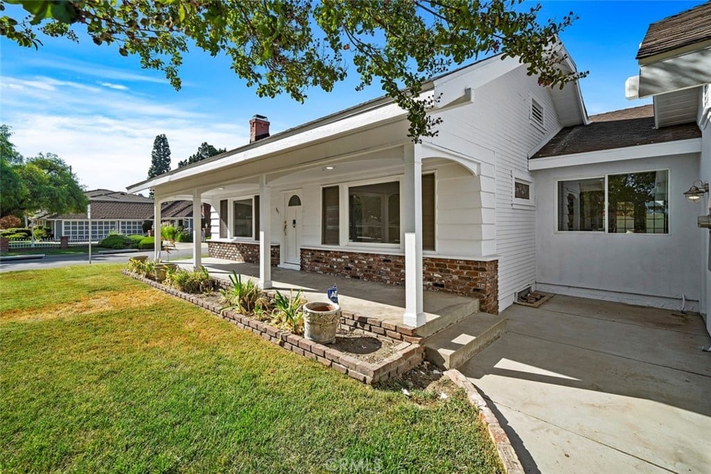 301 E Camino Real Ave