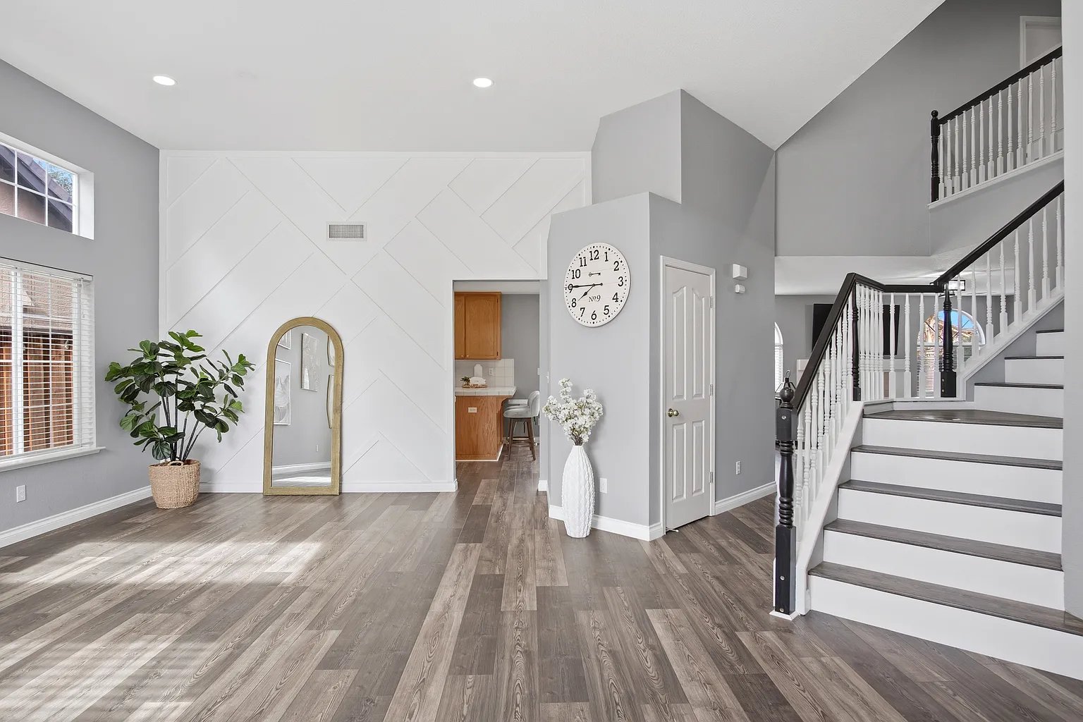 1044 Sandra Street