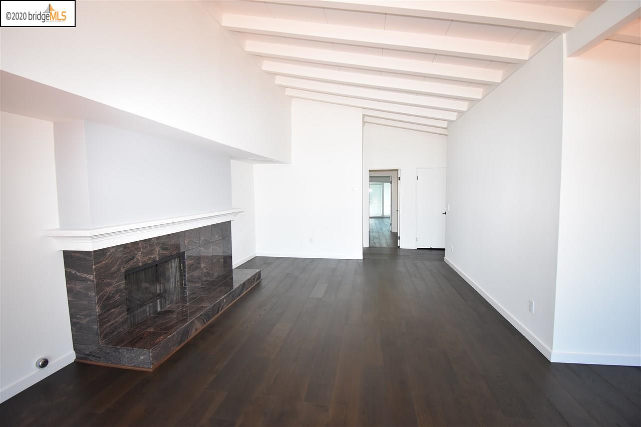 24 Porto Bello Dr