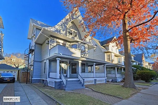 453 Marlborough Rd