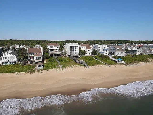 OCEAN FRONT LUXURY