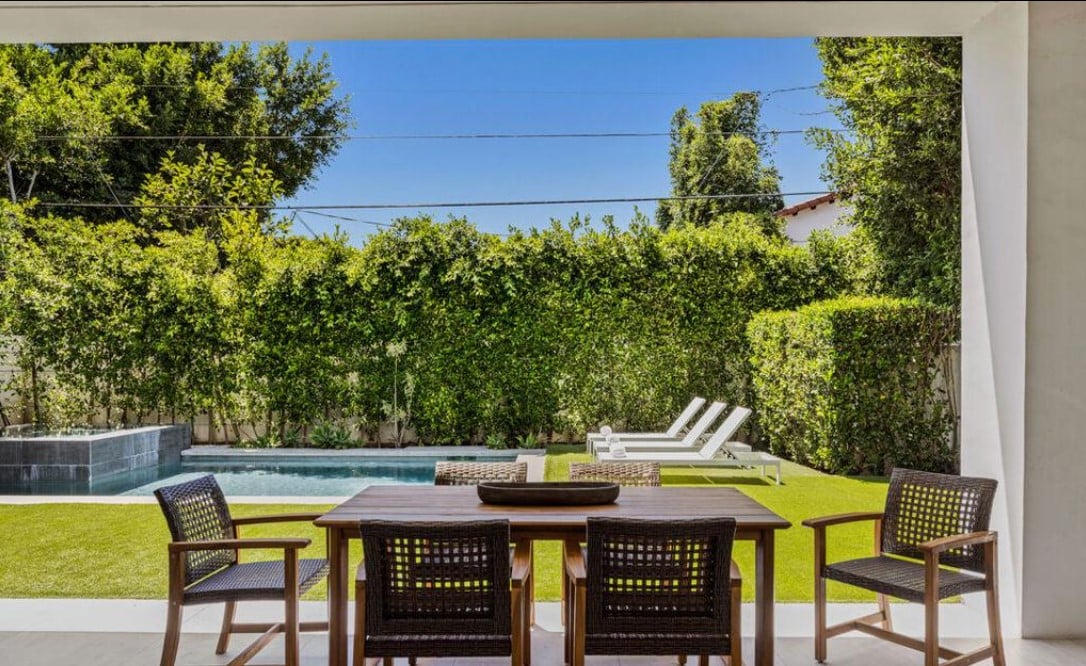 N Edinburgh Avenue, 90048