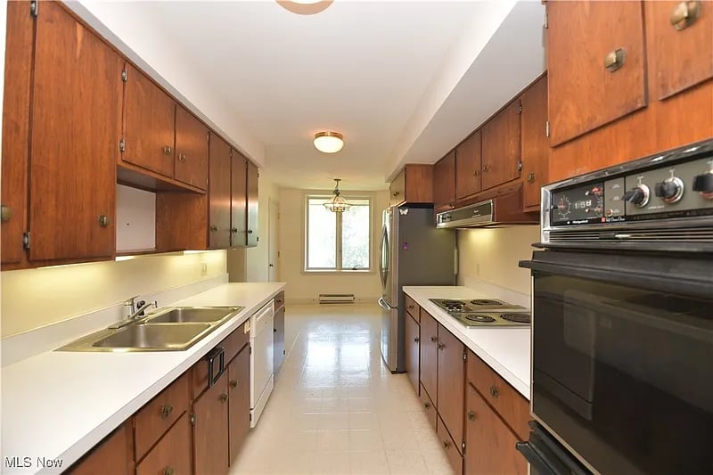 5200 Three Village Drive 4K