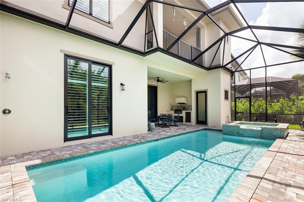 2879 Coco Lakes Dr