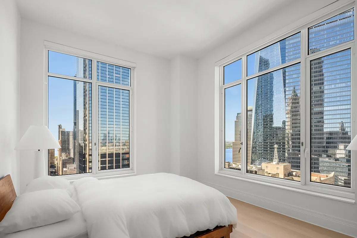 30 Park Place Unit: 39G