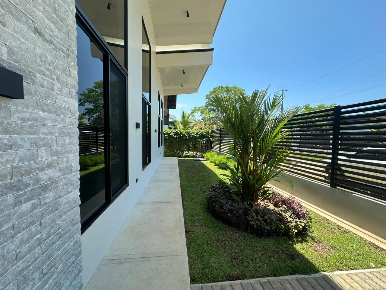 River Bend Estates, 3 Bedroom 3 Bathroom
