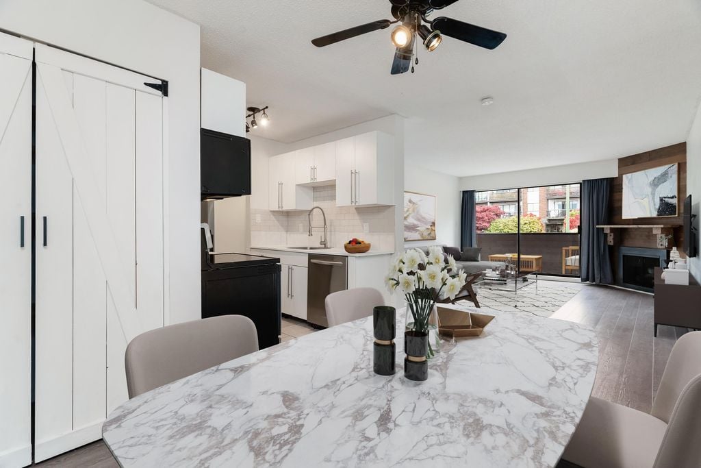 341 W 3rd St, #203