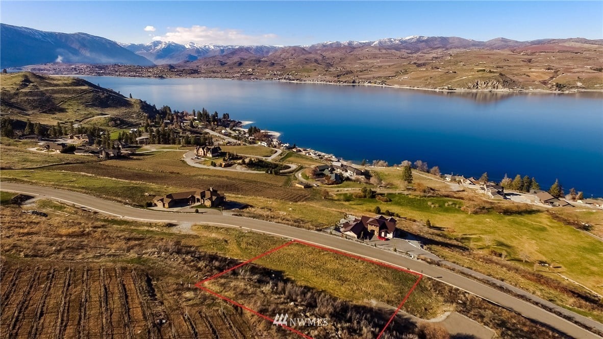 302 Clos CheValle Rd