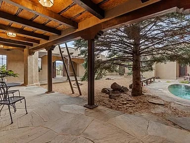 89 Riverbend Rd