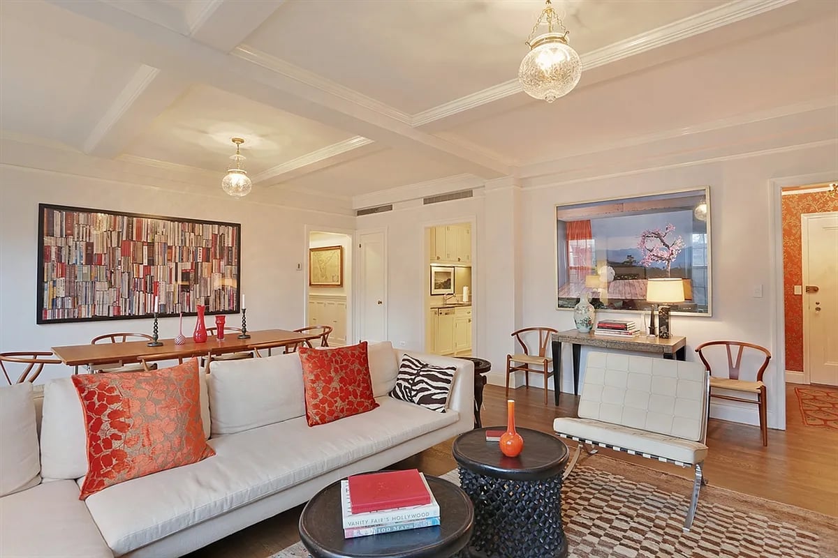 125 E 63rd St #5D