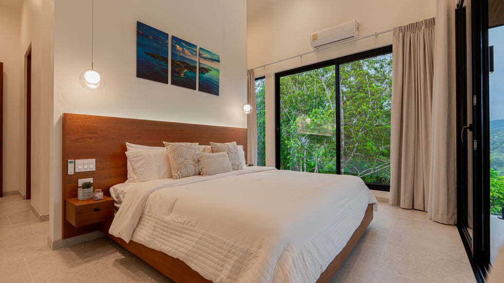 3 Bedroom Luxury Modern Tropical Home in Dominical
