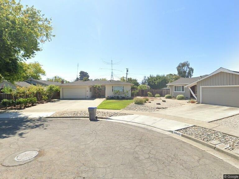 3622 Darryl Ct