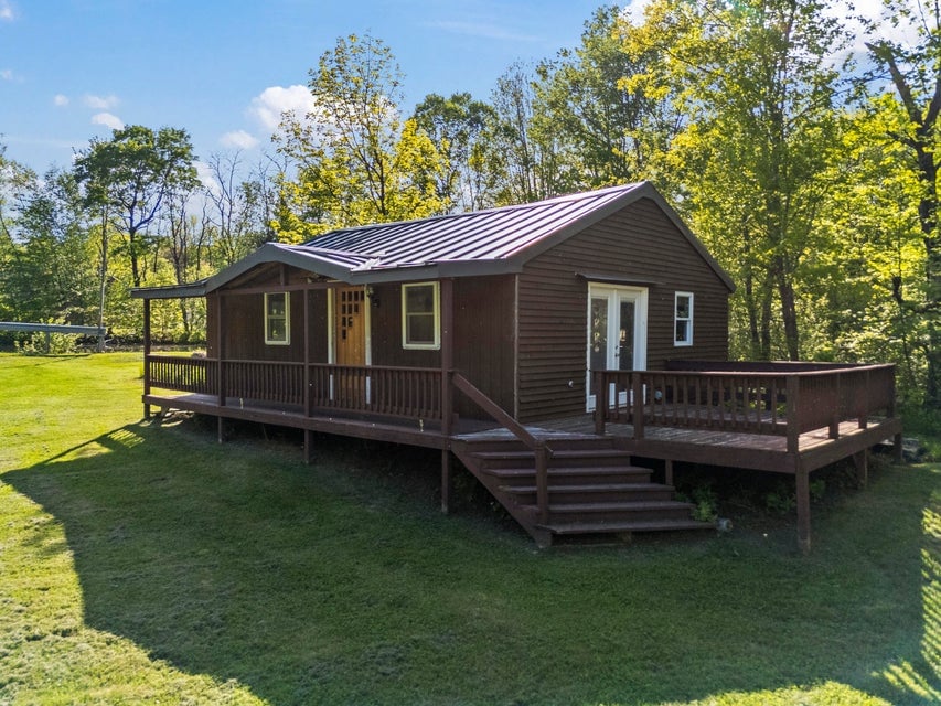 117 Taylor Woods Rd. Belgrade, Cottage Interior
