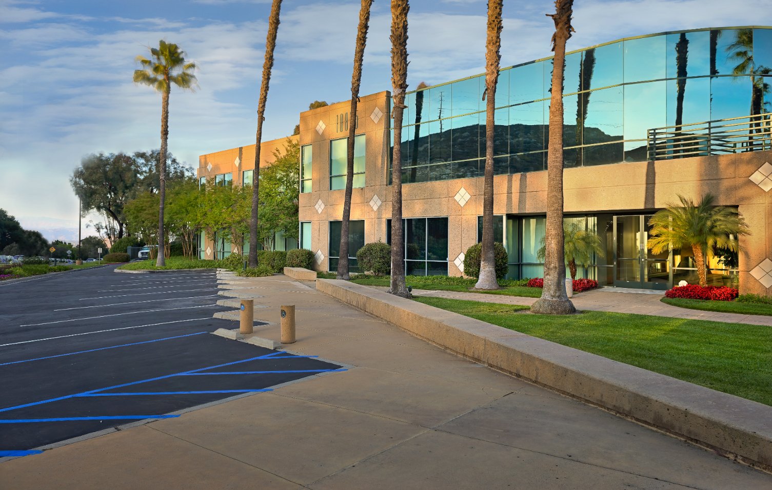 Bernardo Gateway