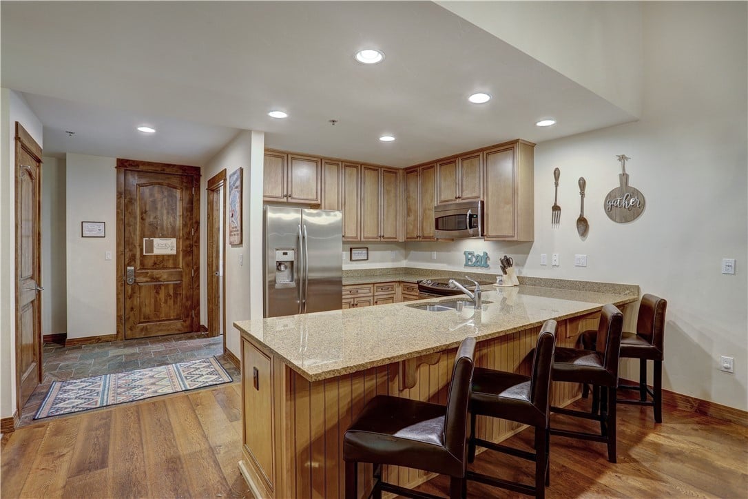 42 Snowfalke Dr, #608