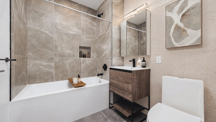 1499 Bedford Avenue 4H