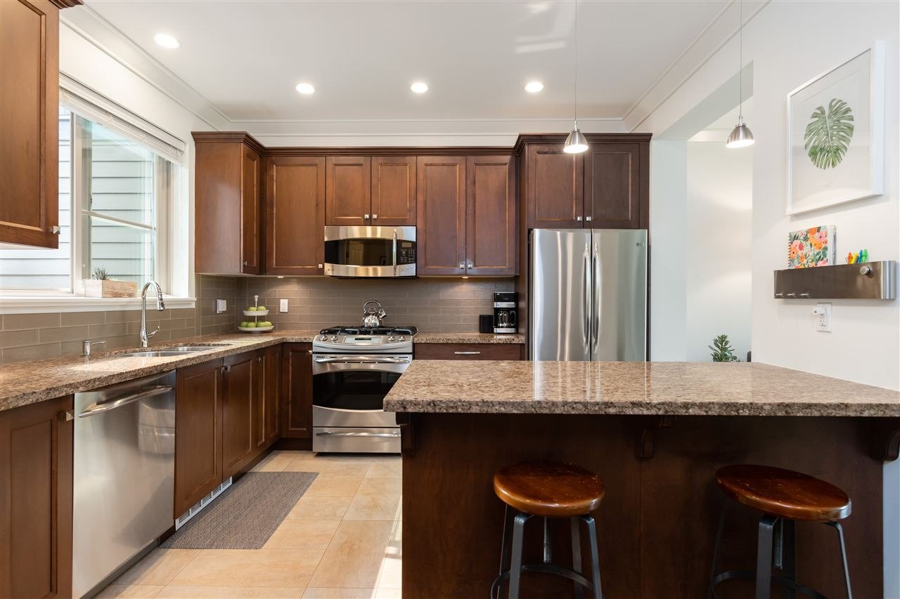 897 Premier St, #17