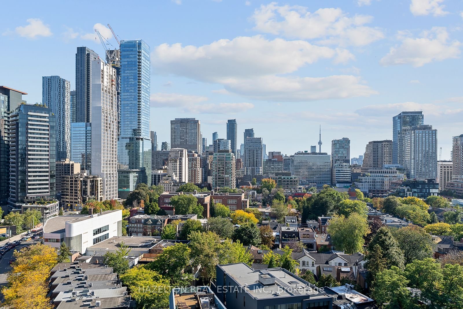 YORKVILLE'S PINACLE OF LUXURY PENTHOUSE