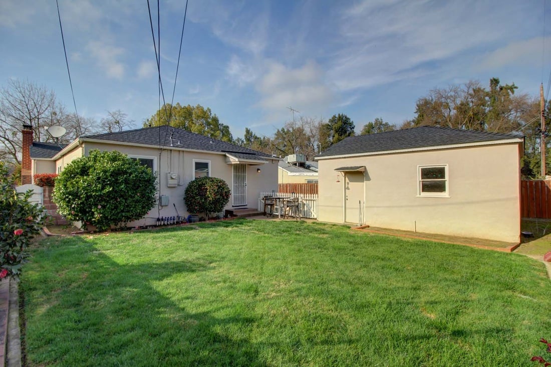 Just Listed! Beautiful East Sacramento Charmer in Great Location!