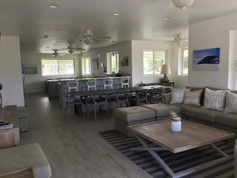 561 Kaneapu Place