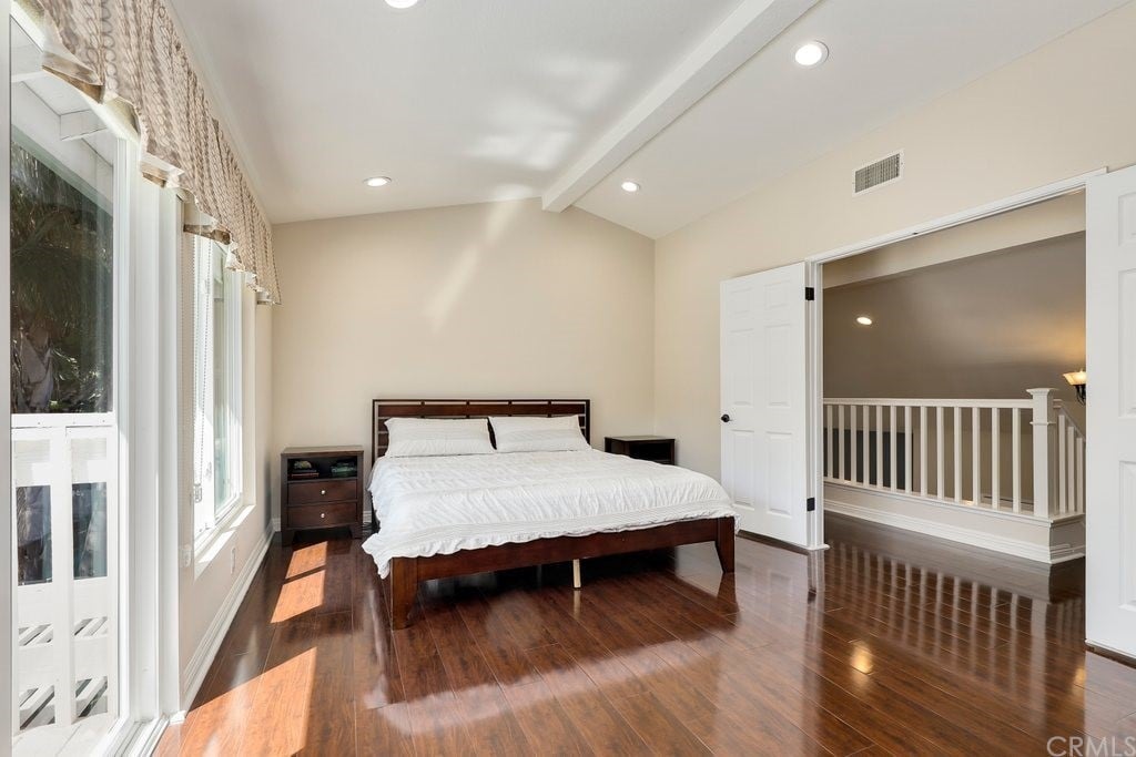 22242 Pewter Ln