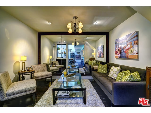 851 N Kings Rd #303
