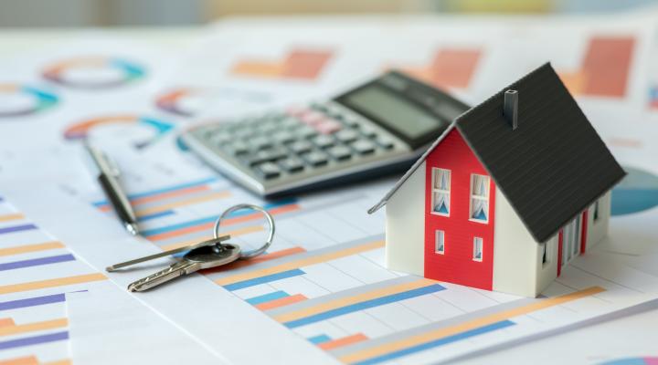 Is It Better to Buy a Home at the End of the Year? Seasonal Price Patterns in Atlanta Explained