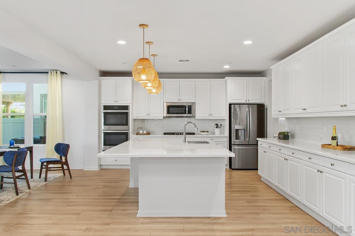 30833 Palette Rd