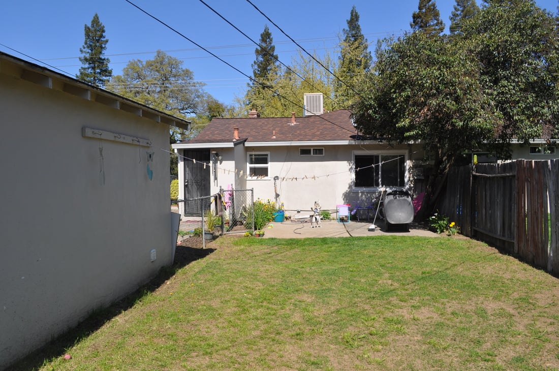 Duplex for Sale on Arden Way, Right on The Border of Arden Park!