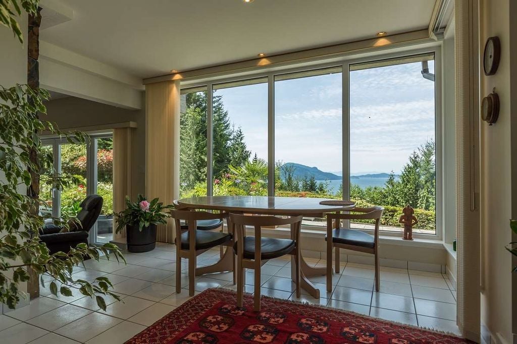 310 Oceanview Rd