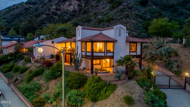 4080 Park Vista Dr