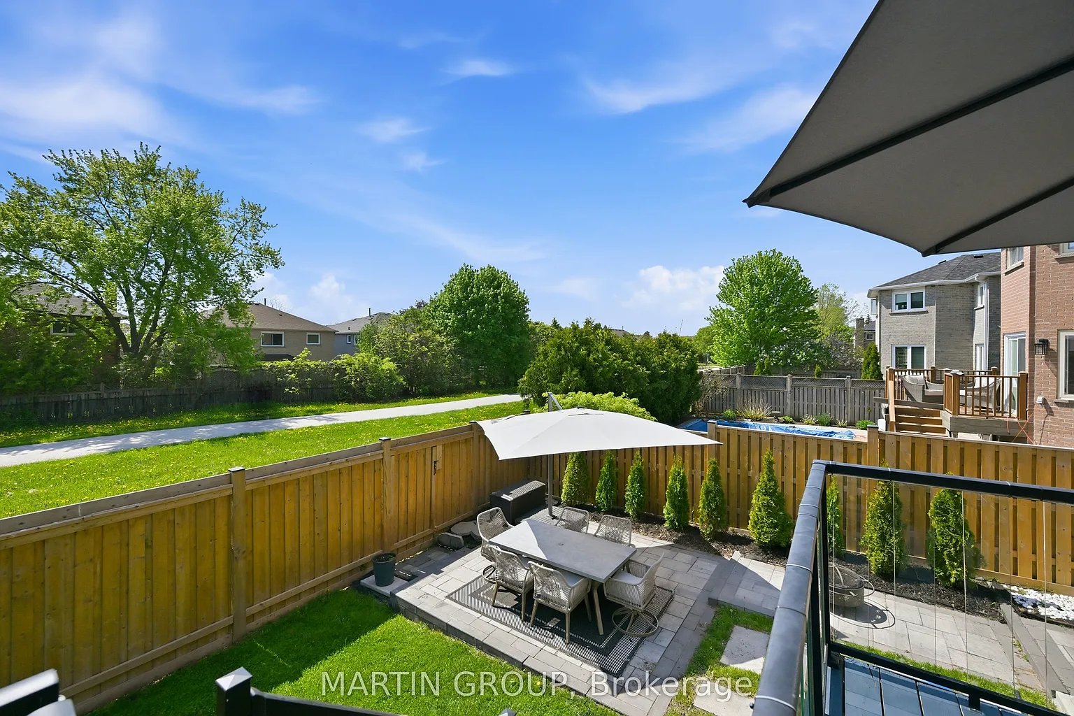 376 Carrier Ln