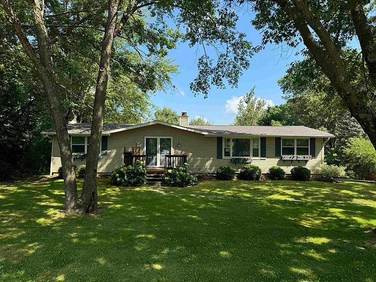 12A102 Johnson Ln