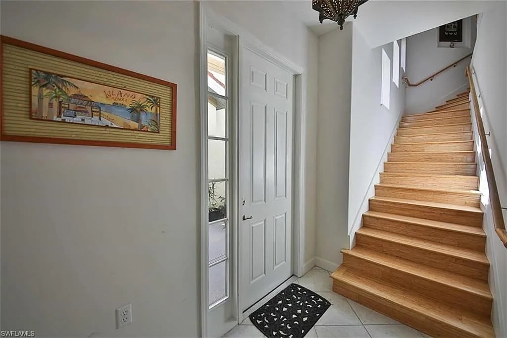 9370 Aviano Dr Apt 202