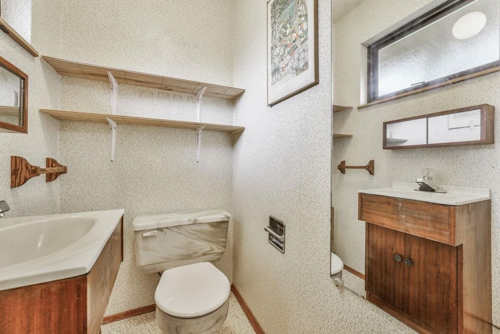 571 Glenross Rd
