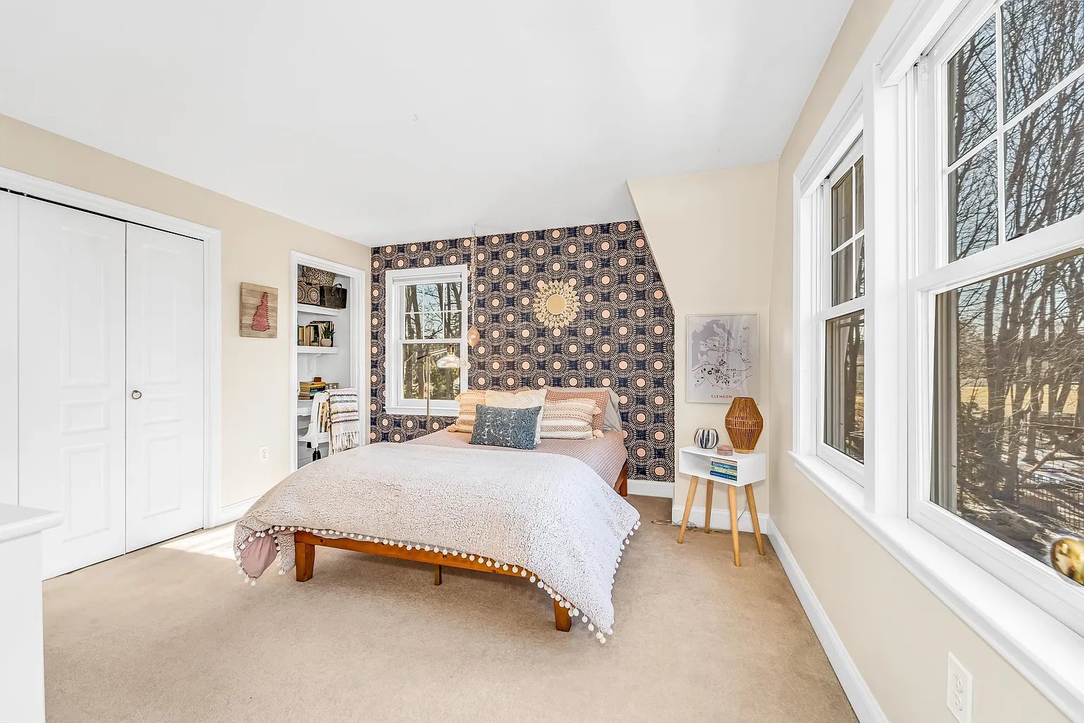 5 Squamscott Cir
