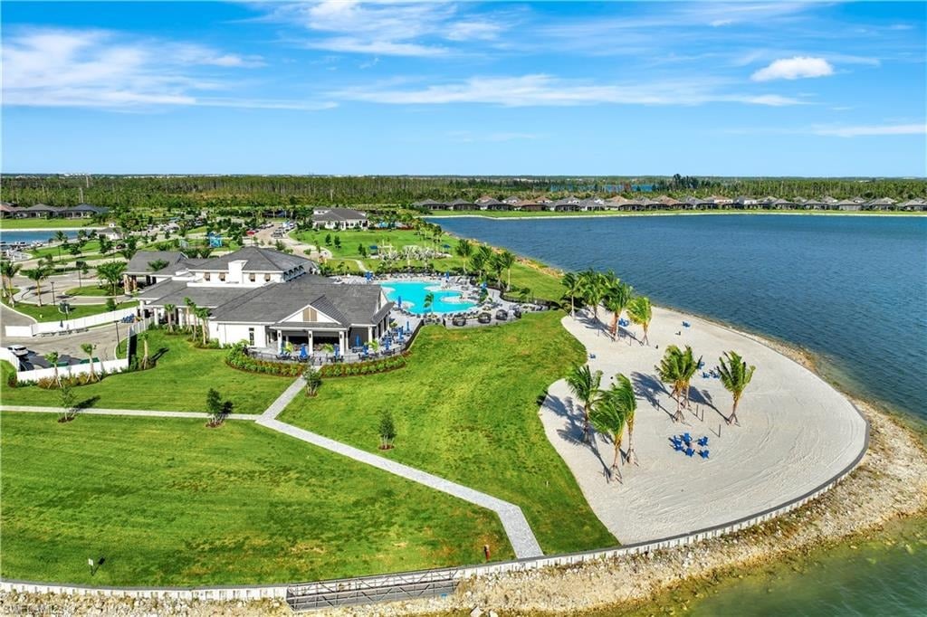 17236 Blue Sapphire Dr