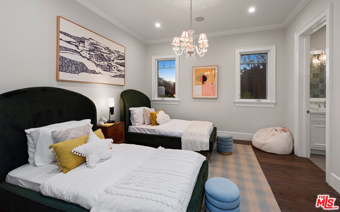 Luminor Heights, Laurel Canyon Blvd, 90046