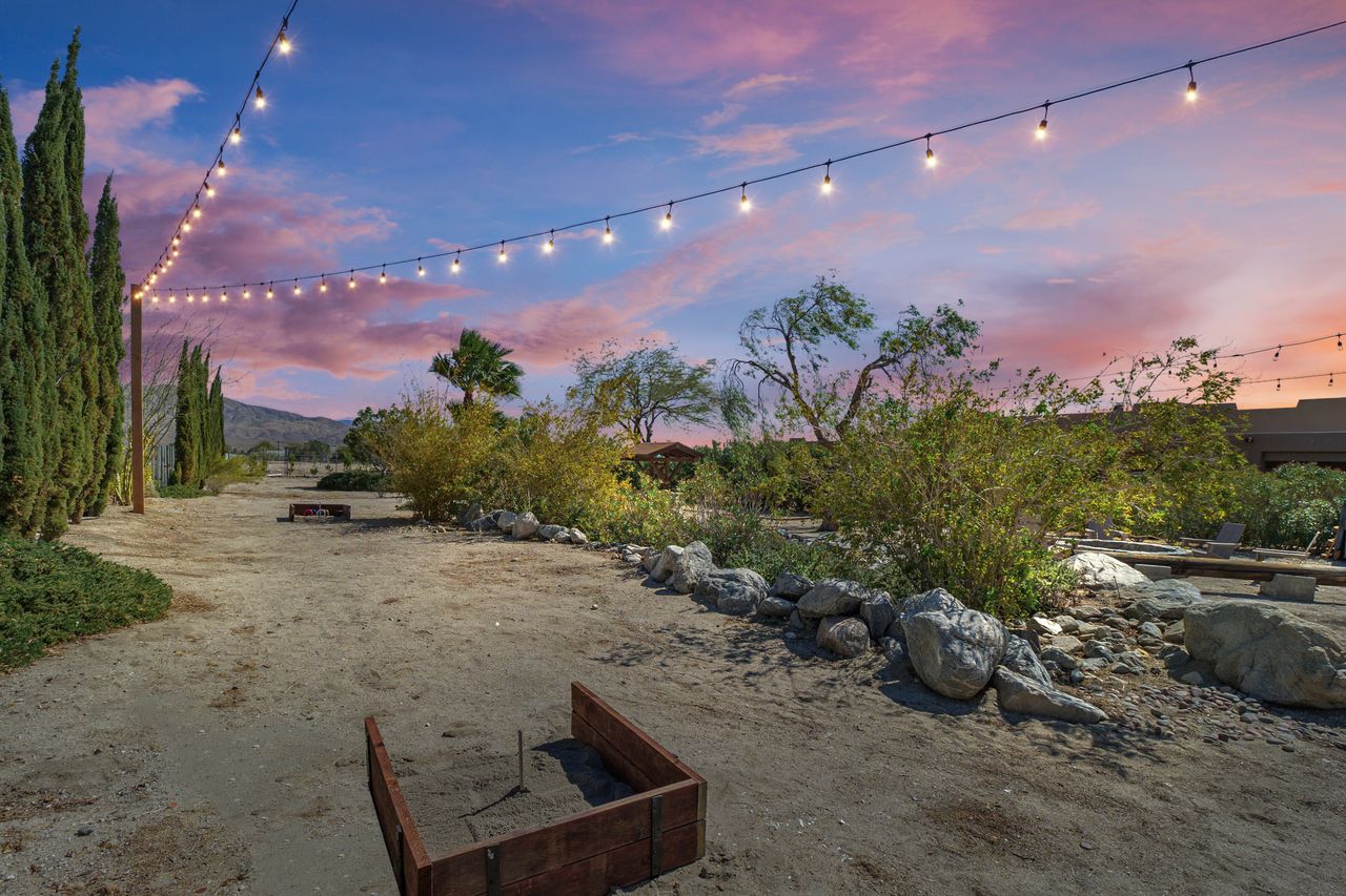 Desert Mountain View Escape