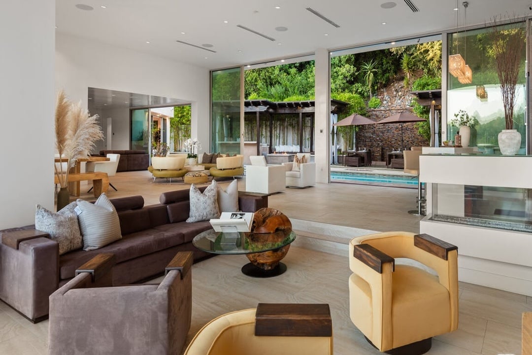 View Opulent