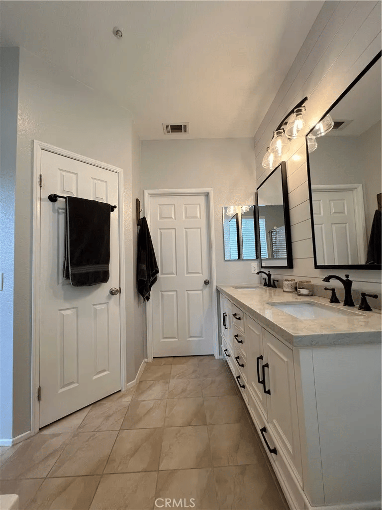 143 Trofello Ln