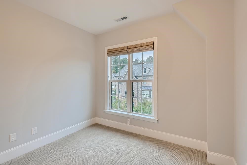 1604 Bowery Dr