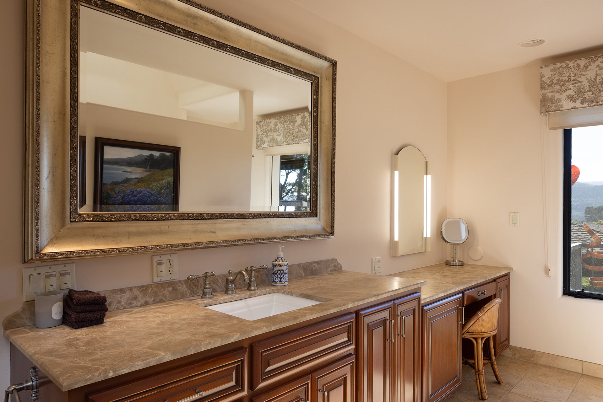 Stylish Del Mesa Retreat - 129 Del Mesa