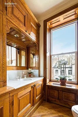 37 West 74th Street