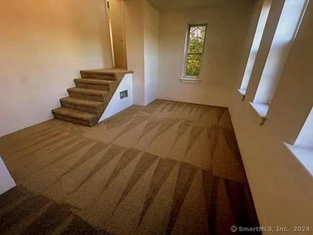 384 Howe Avenue APT 3B