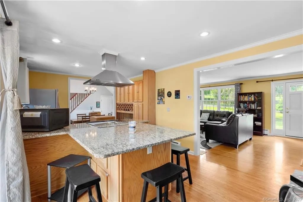 54 Chestnut Hill Road