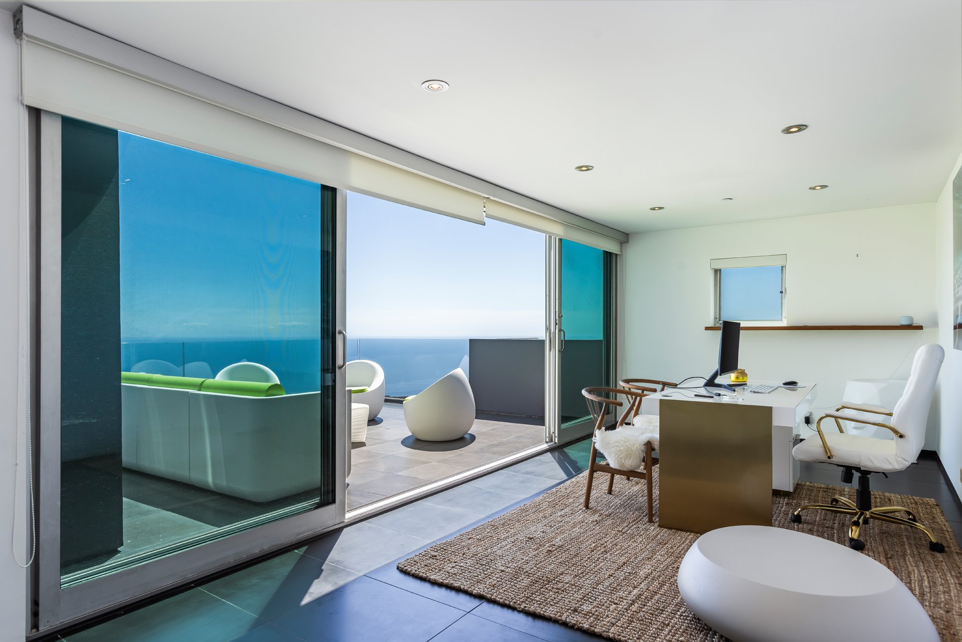 Casa Azure by Oraklus