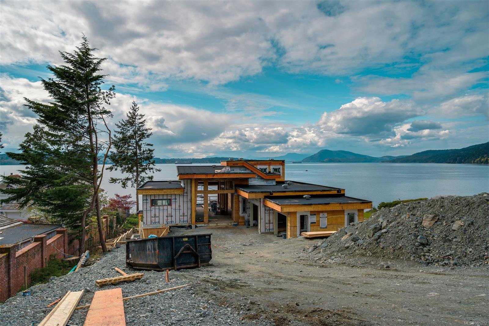 386 Lands End Rd